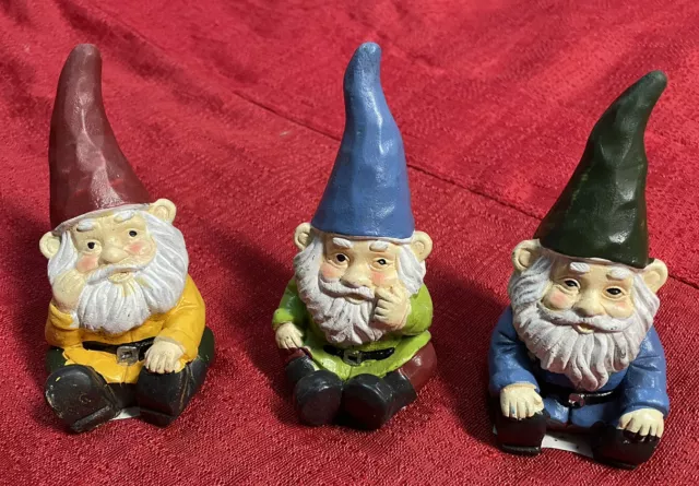 Set Of 3 Gnome Fairy Garden Sitting Gnome Figurine - 5” Concrete Weatherproof