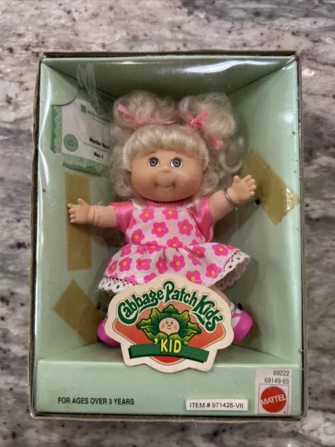 Mini muñeca vintage sellada de fábrica Cabbage Patch Kids Baby Collection 1997