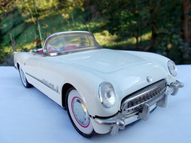 JOUET MERCEDES EN TÔLE A FRICTION SANS BOITE MADE IN CHINA 1960'S