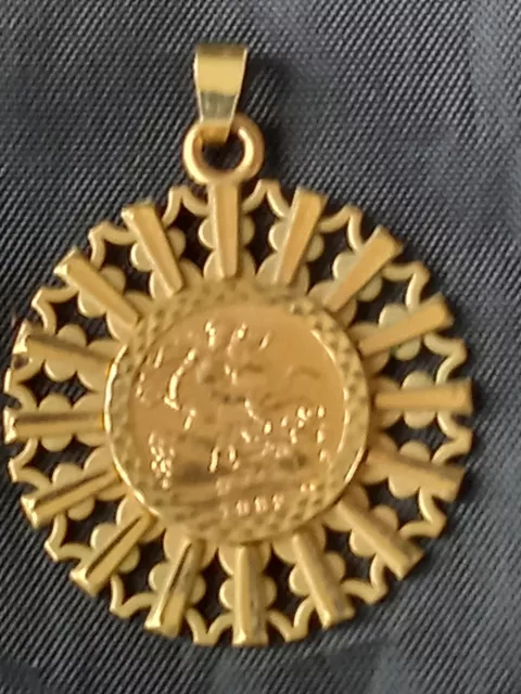 22ct Gold 1982 Half Sovereign  Set In A 9ct Gold Pendant Mount