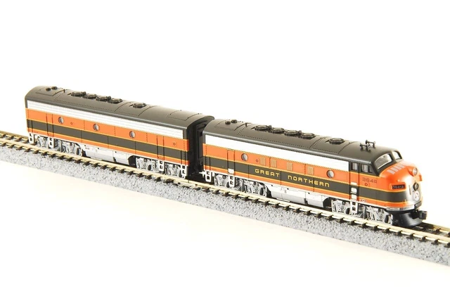 KATO N-SCALE #106-0416 F7 A UNIT + F7 B UNIT LOCOMOTIVE SET