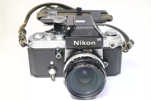 WIE BESEHEN Nikon F2 Photomic Silver SLR-Filmkamera + Nikkor-HC Auto 28 mm...