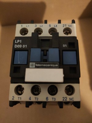 B10 Telemecanique Telemecanique LP1 D0901BD  LP1D0901BD 023372 