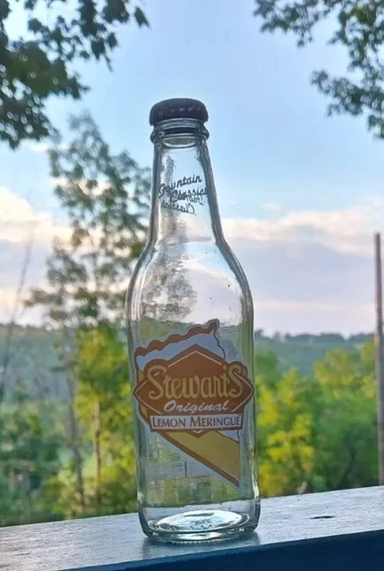 VINTAGE STEWART'S LEMON MERINGUE GLASS BOTTLE WITH CAP 12oz 355ML Denver CO