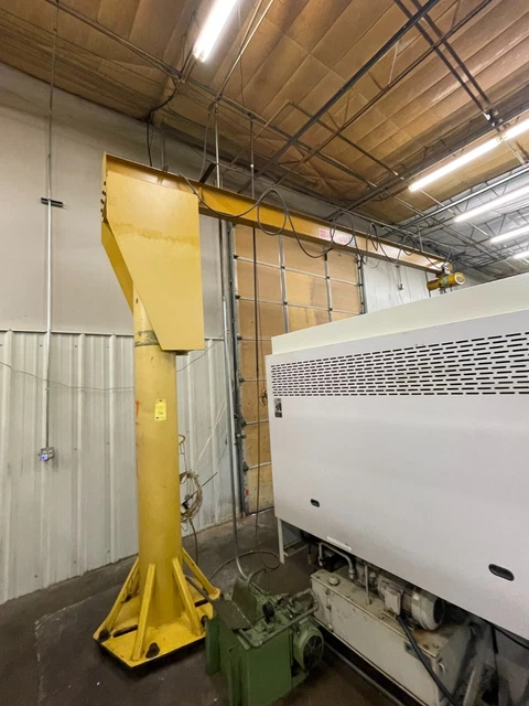 Abell-Howe 1/2 Ton Freestanding Base Mounted Jib Crane, 17'-0" Span x 11'-0" HUB