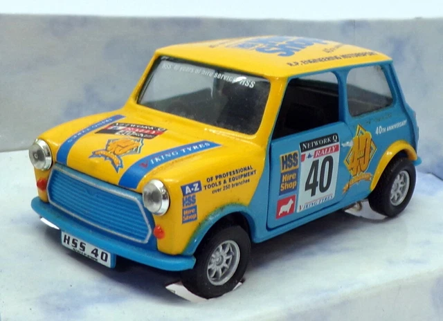 Corgi 1/36 Scale Model Car 04413 - Mini British Racing Green
