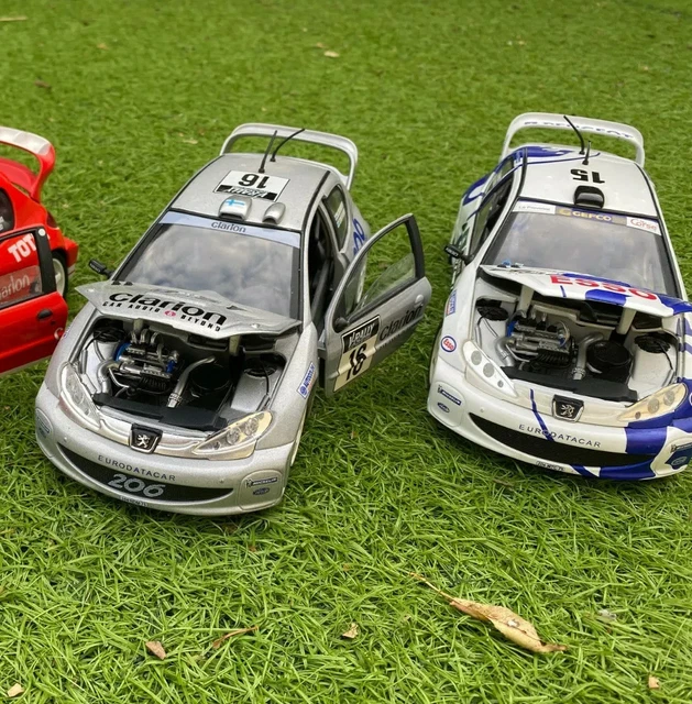 Tableau De Bord Miniature Pour Modèle Réduit Peugeot 206 WRC Solido échelle 1/18 - Occasion