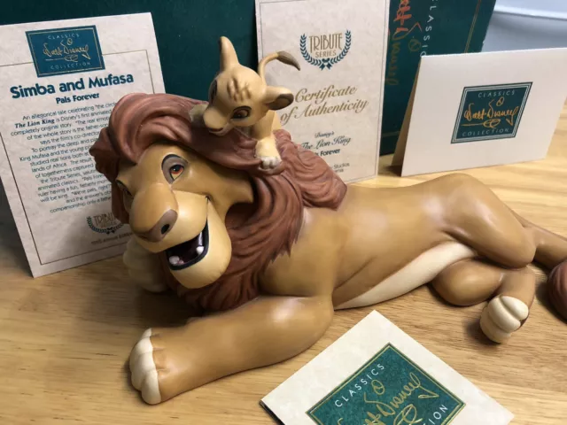 Walt Disney Classic Collection Figurine of Mufasa & Simba- Pals