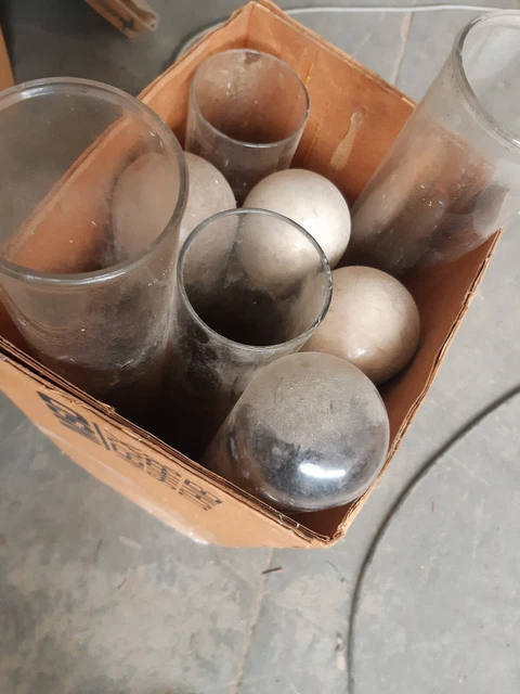 stock vetri scientifici, antiche grandi provette, teche, stumenti da laboratorio 6