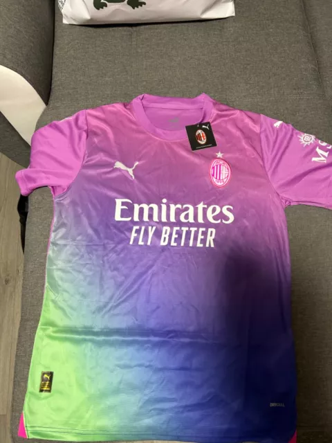 maillot ac milan third 2024 de la marque Puma en Taille M tout neuf 