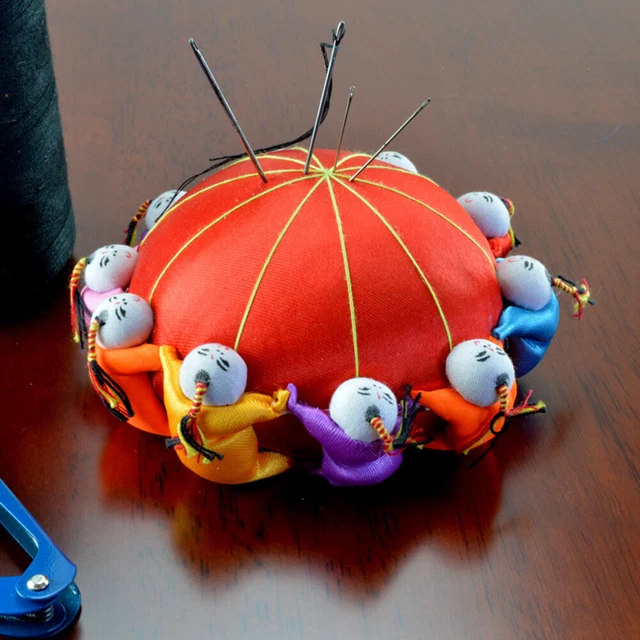 10cm Round Base Living Room DIY Handcraft Tool With 10Dolls Needle Pin Cushion./