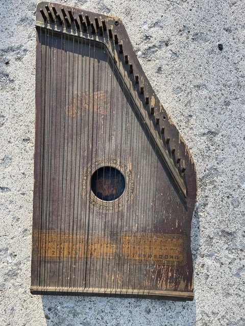 Zither Heaven Black Walnut Bowed Psaltery w/22 Strings made in the