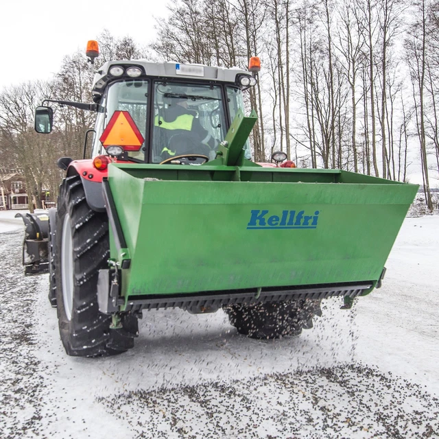 KELLFRI TRACTOR MOUNTED Gritter/Spreader/Sawdust/Sand 2.1mtr Wide £3840