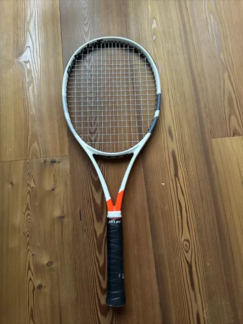 babolat pure strike 100