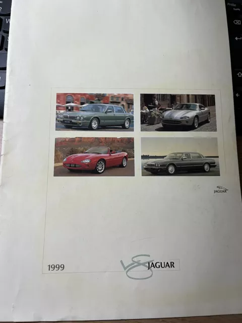 Jaguar V8 Sales Brochure 1999 XJ, XJR, Daimler Series & XK8 COUPE & CONVERTIBLE