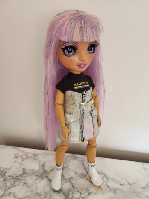 RAINBOW HIGH Avery Styles Fashion Studio Fashion Doll with Purple Wig