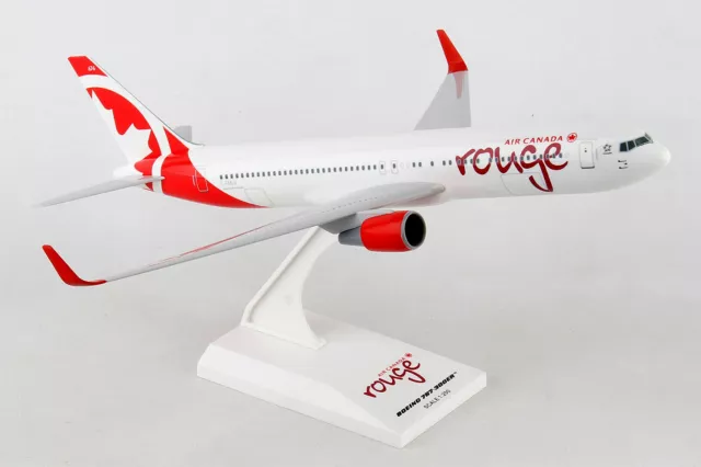 Air Canada - rouge - Boeing 767-300ER 1:200 SkyMarks SKR898 B767 Flugzeugmodell