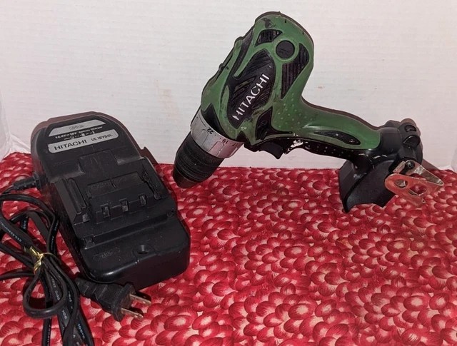 Hitachi 18v Cordless Driver Drill Set DS18DSAL,  Flashlight  Charger No  battery