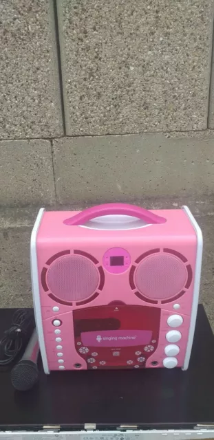 Singing Machine SML-383 Portable CD Karaoke Player