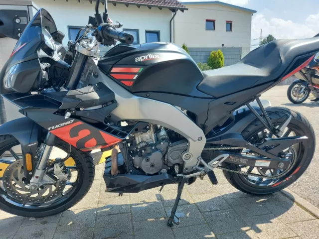 Aprilia Tuono 125 ABS 2017 2