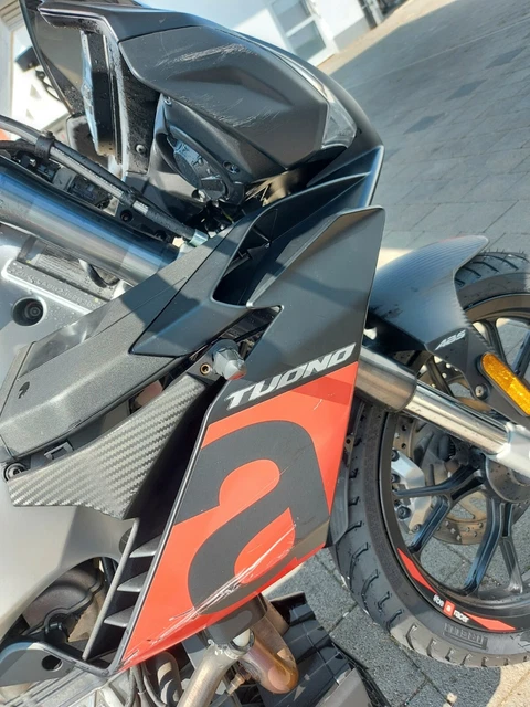 Aprilia Tuono 125 ABS 2017 3
