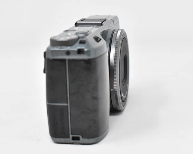 Ricoh GR 16.2 MP Digital Camera with 3.0-Inch LED Back (Limited Edition Green) 8