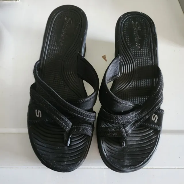 Skechers Sandals Flip Flop Thong Wedge Heels Womens Size 6.5 Black Slip On
