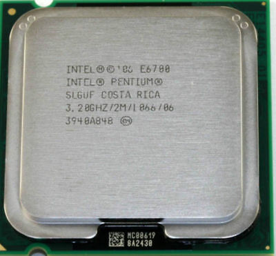 Intel Processeur CPU Pentium Dual Core E6700 3.2Ghz 2Mo 1066Mhz LGA775 SLGUF Pc 
