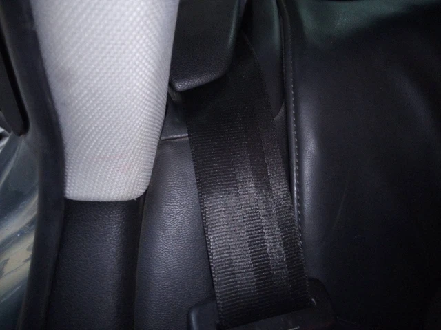 sicherheitsgurt hinten rechts für AUDI A4 2.0 TDI 2007 2319493