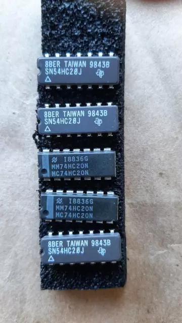 Lot of 5 DIP ICs, 2 x NS MM74HC20N, 3 x TI SN54HC28J, 14 Pin DIP ICs