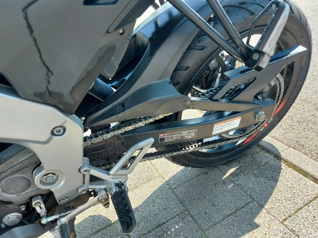 Aprilia Tuono 125 ABS 2017 6