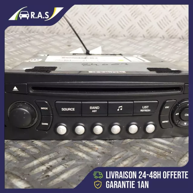 Antenne Renault Clio IV (5R) Berline a hayon 1.2 TCE 16V GT EDC