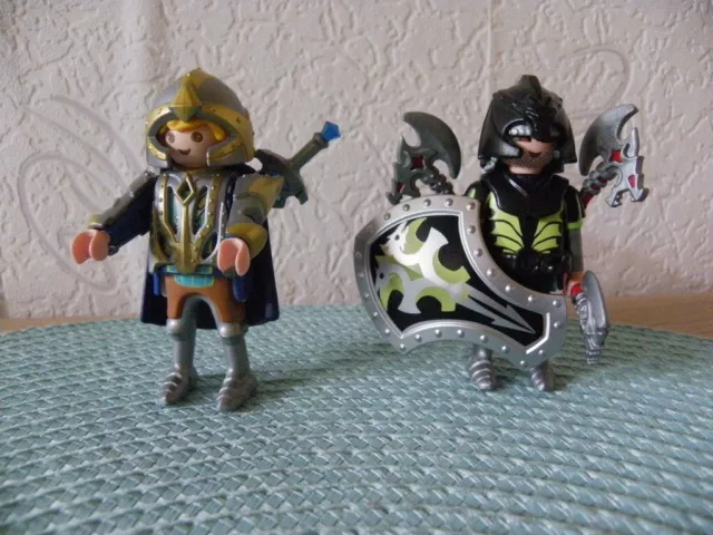 Playmobil Figuren+++2 Ritter, Krieger mit Zubehör