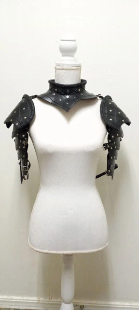 Épaulière (Pauldron) En Cuir Pour Cosplay LARP Médiéval - Style Warwolf, Noir, Ambidextre, Reproduction Neuve Fabriquée En Inde