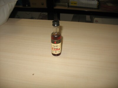 Miniature Mignon Amaro CORA c 