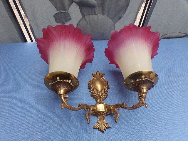 Ancienne applique murale stylisée Louis XV en bronze-2 Tulipes roses 2 tons