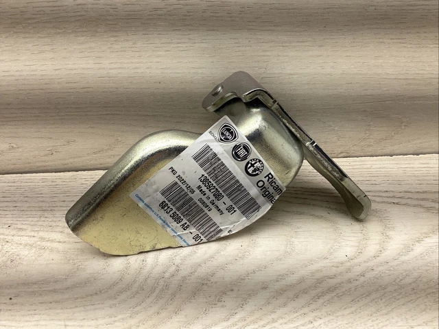 thumbnail image 2 of Genuine Fiat Left Cab Door Catch/Lock For Ducato (RHD) - Replaces 1393823080 2 of 6