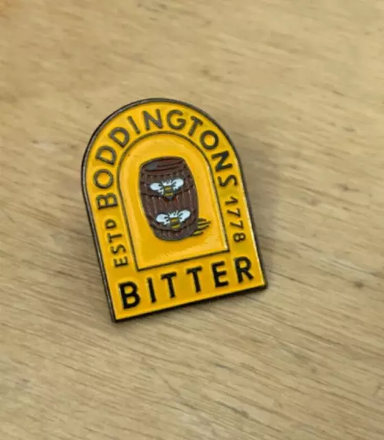 Vintage Boddingtons Bitter Pin Badge Beer Ale Memorabilia Collectable Breweriana