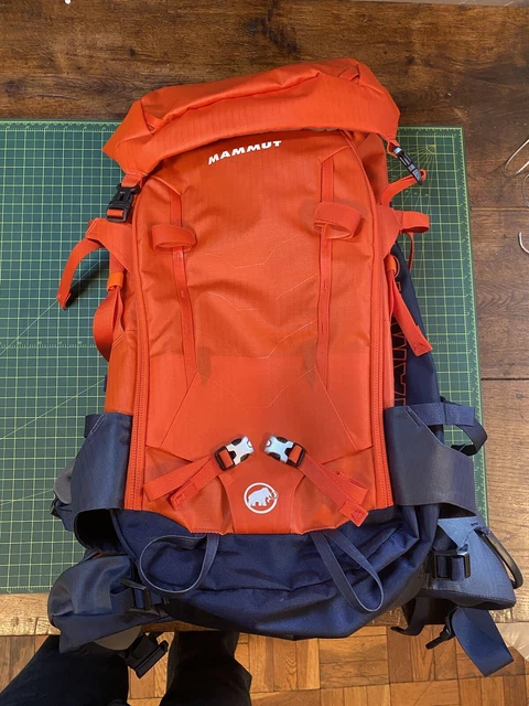 Mammut Trion Spine 35 Alpine Backpack Mammut Trion Spine 35 Alpine Backpack