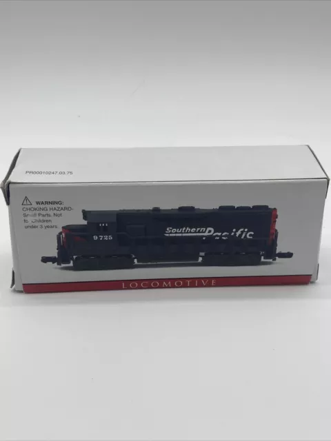 Southern Pacific Locomotive # 9725 Model Train No 418 High Speed With Box