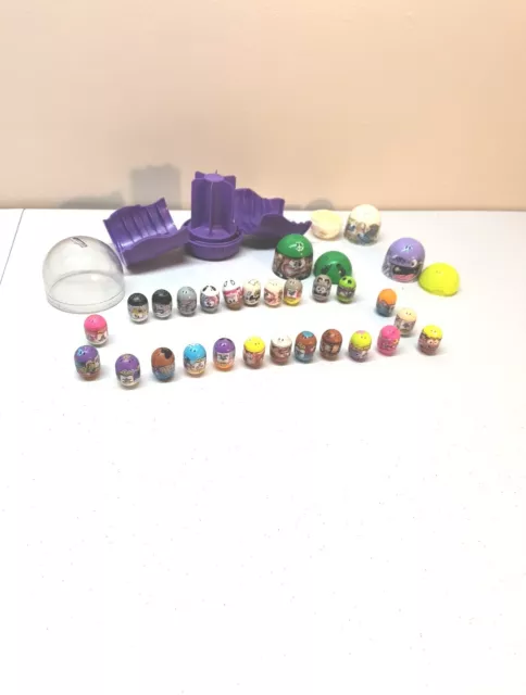 Mighty Beanz Lot 25+ Cases Included Moose Mighty Bean Toy Many Pictures