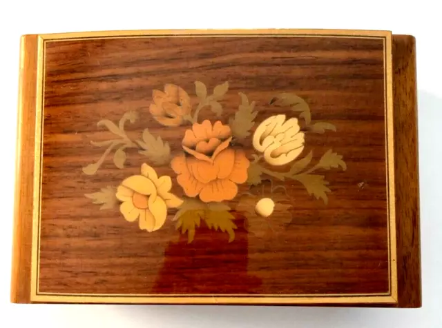 VTG ITALY Floral Wood INLAY JEWELRY/Trinket MUSIC BOX 6.75" Red Velvet ~ Footed