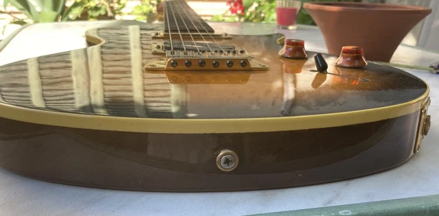 guitare GIBSON Nighthawk 11