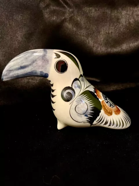 Ceramic Figurine TOUCAN BIRD HANDMADE HAND PAINTED Vintage