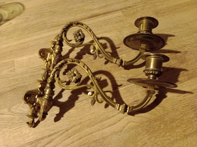 Paire de chandeliers bougeoirs de piano en bronze Signés Muller début 20ème