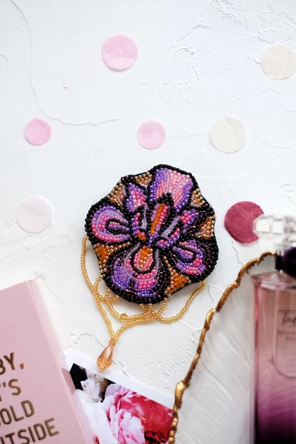 "Hágalo usted mismo Kit de fabricación de joyas Broche alfiler ""Flower-de-luce"" Broches hechos a mano Cuentas