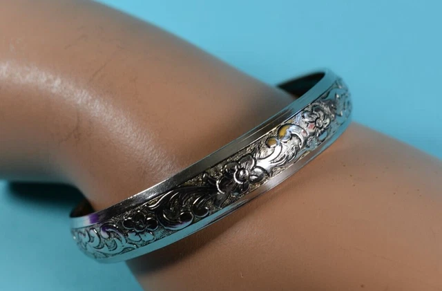 Vintage Chased Silver Bangle Bracelet 1/2" Wide