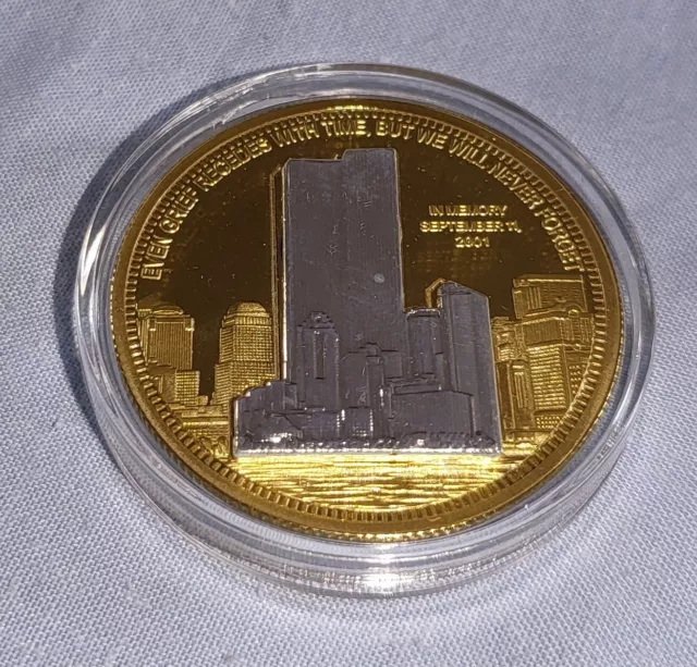 9/11 Gold Silver 3D Twin Towers Man New York City U Americana Never Forget USA 2