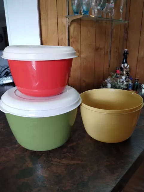 Vintage Rubbermaid Yellow 6 Cup 1400ml Measuring Mixing Batter Bowl Mix n  Grip 2661