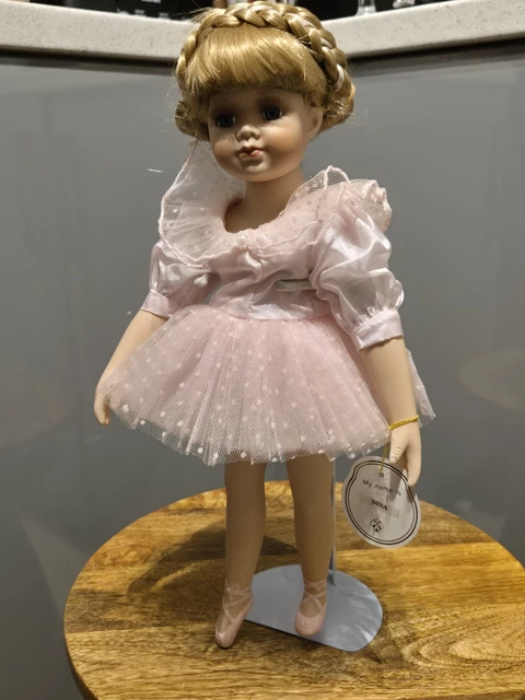 英国製Alberon Collector's Porcelain Doll Alberon Collector's